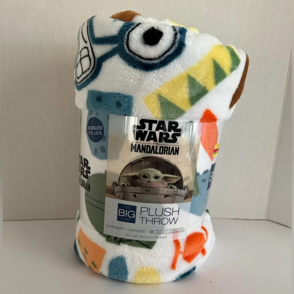NWT Star Wars The Mandalorian Big One Plush Oversized Throw Blanket 6’x6’ Gift